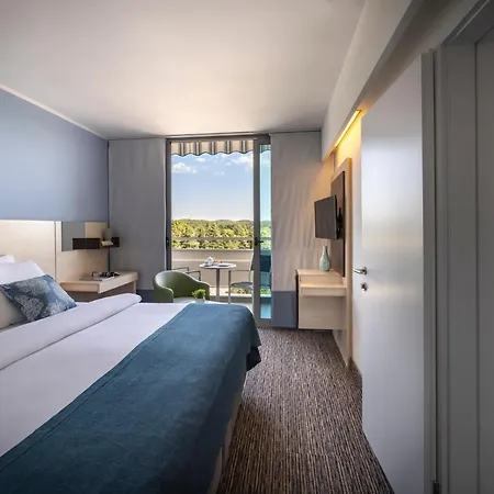 Valamar Diamant Hotel Hotel 4*
