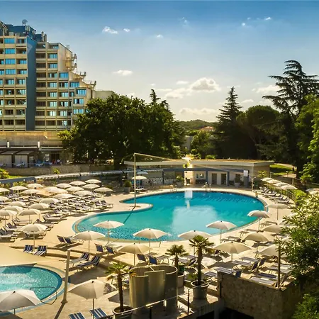 Valamar Diamant Hotel