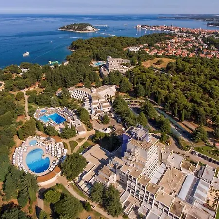 Valamar Diamant 4*