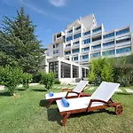 Hotel Valamar Diamant
