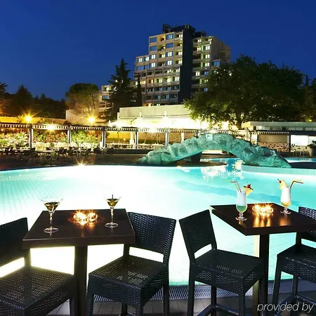 Valamar Diamant Hotel 4*